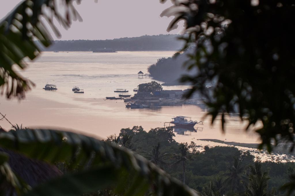 Twin Island Villas & Dive Resort Нуса Лембонган Екстериор снимка
